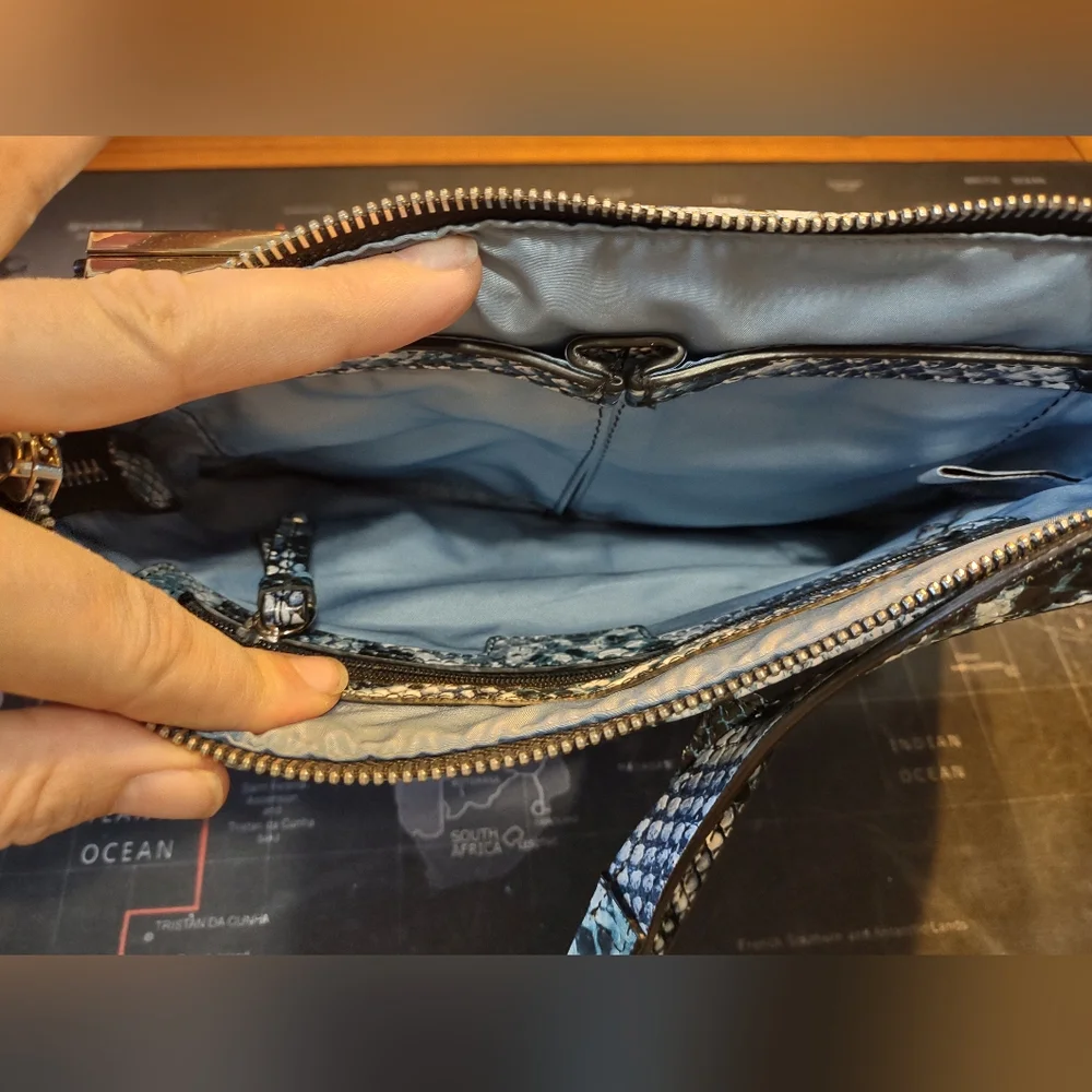 Python Pattern Crossbody Bag - Picture 4 of 8
